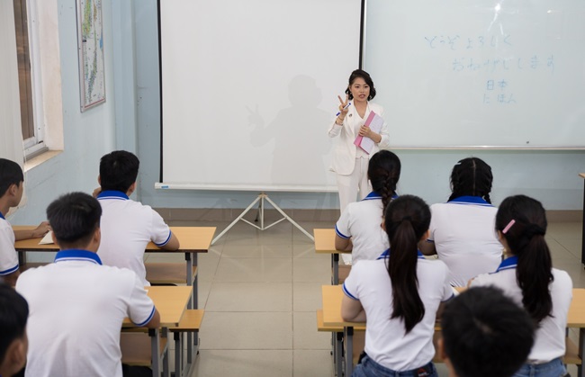 Lương của giáo viên dạy tiếng Nhật bao nhiêu?
